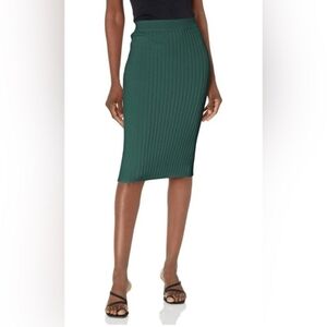 GUESS New With Tags Pine Green Ribbed Knit Agnes Midi Sweater Skirt - Size L